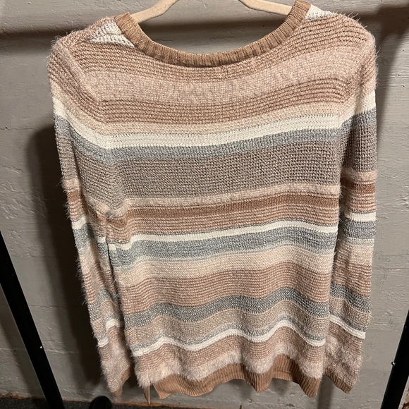 Sweater - Picture 2 of 2